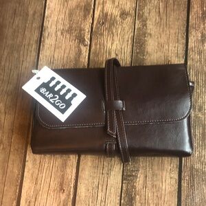 NWT BAR2GO Traveling Mini Bar w/ (5) 50ml bottles